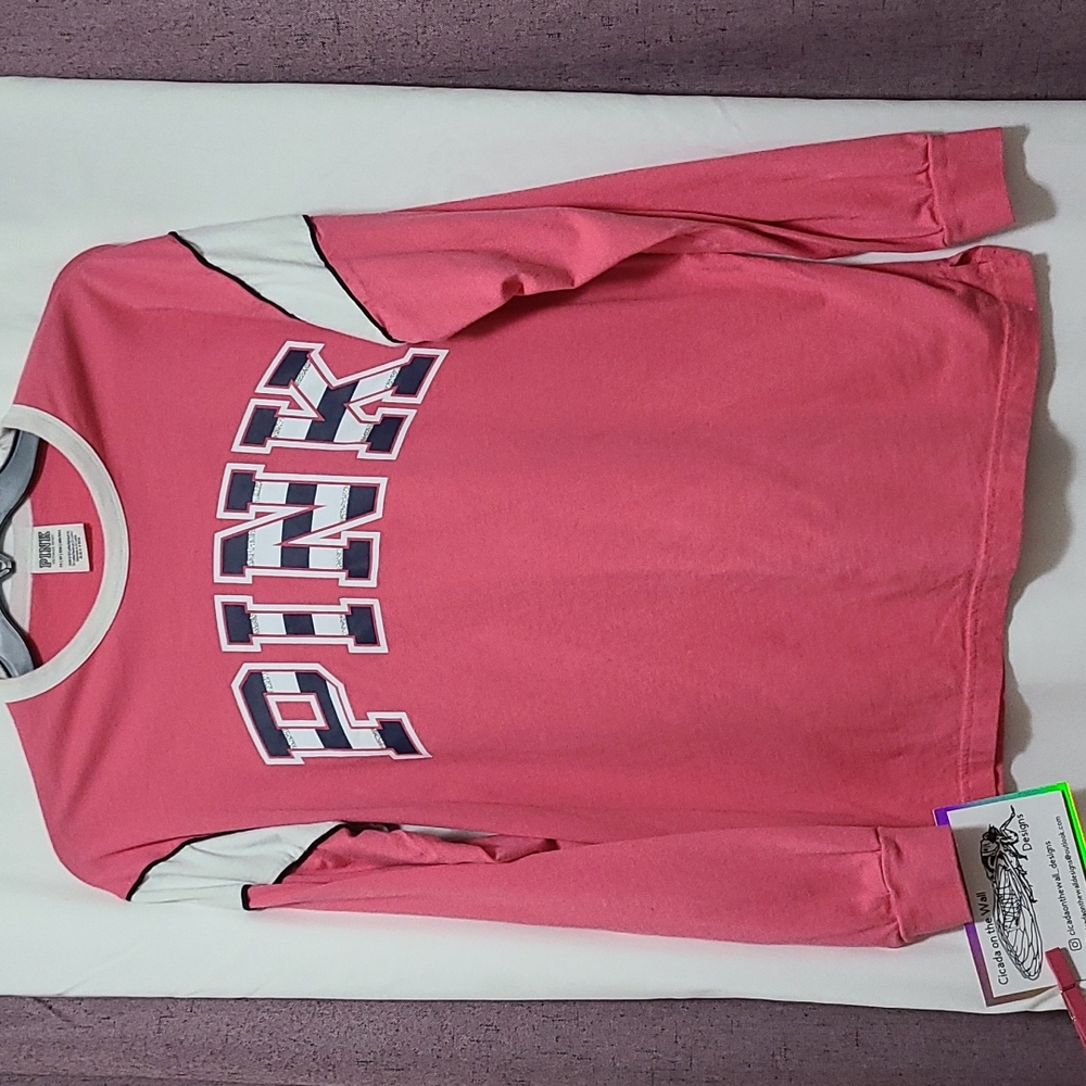 PINK by VICTORIA Secret sweater size XS, like new!